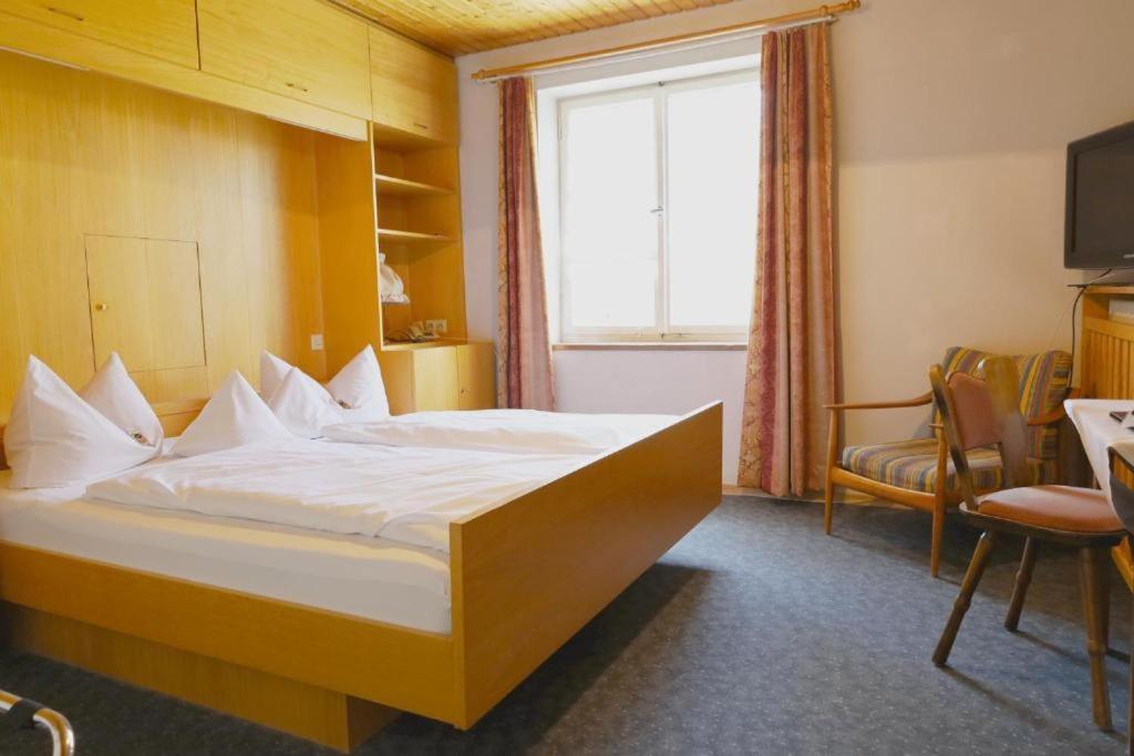 Hotel Gasthof Zur Post Wolfegg Exteriér fotografie