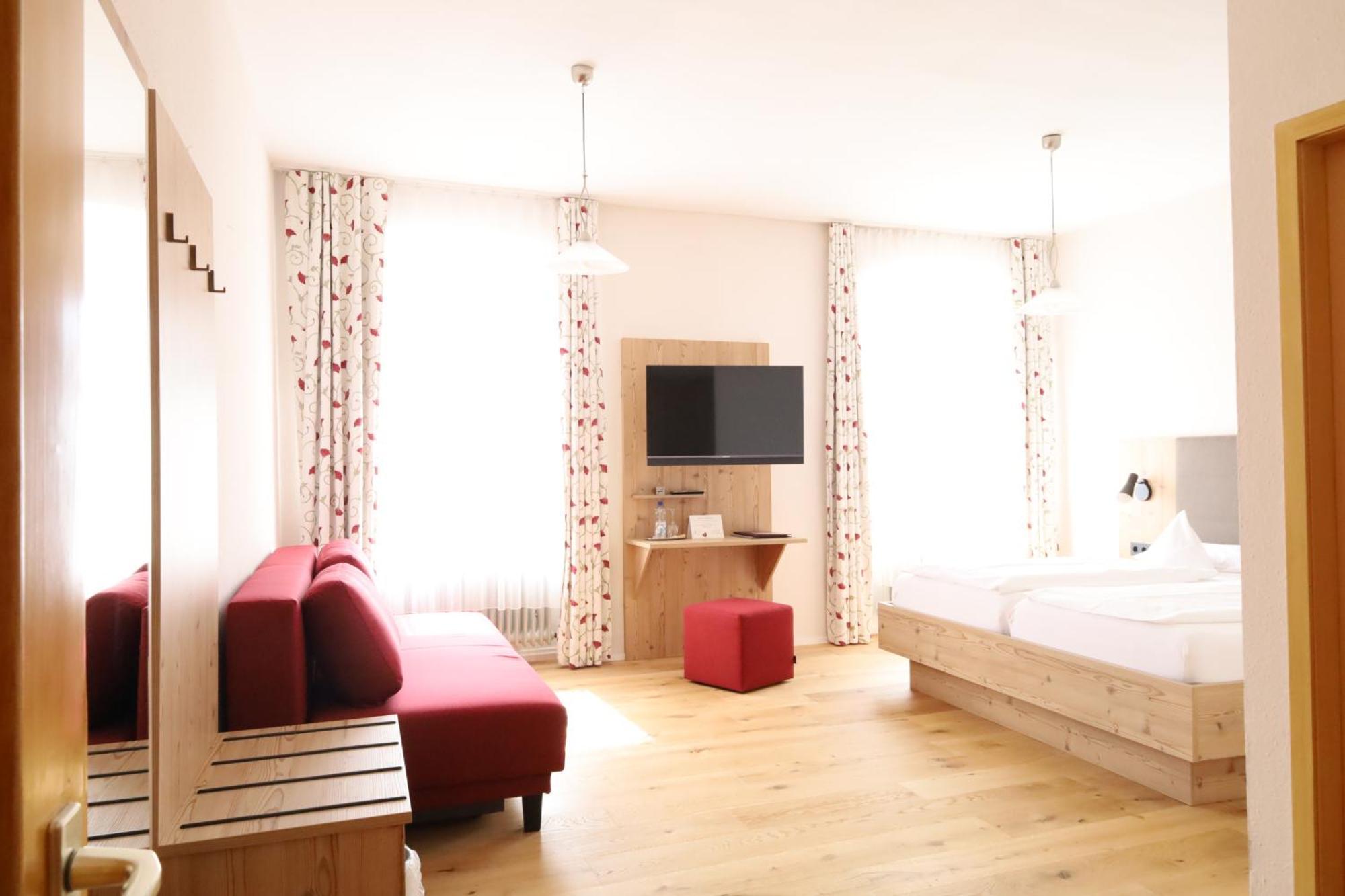 Hotel Gasthof Zur Post Wolfegg Exteriér fotografie