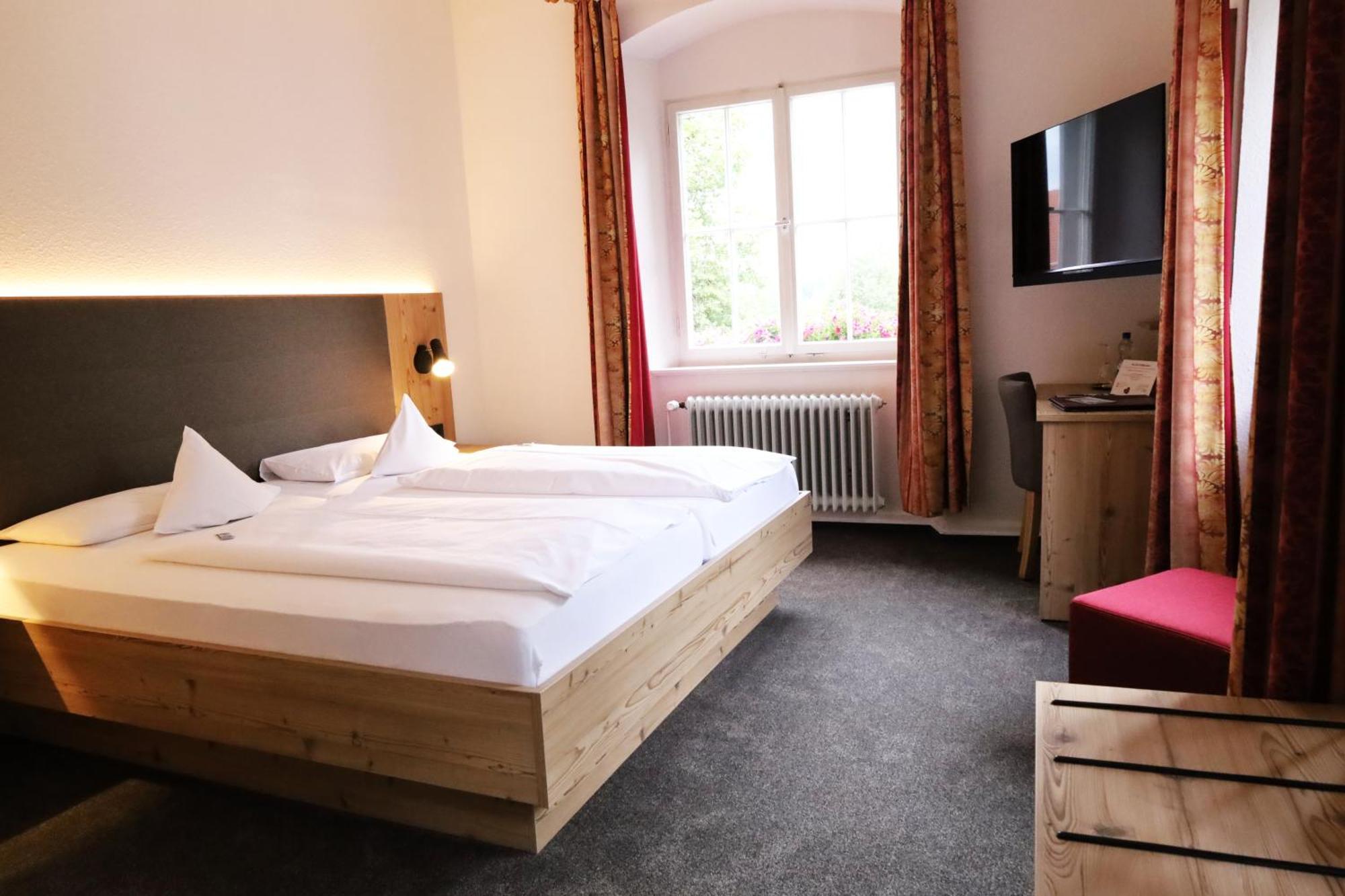Hotel Gasthof Zur Post Wolfegg Exteriér fotografie