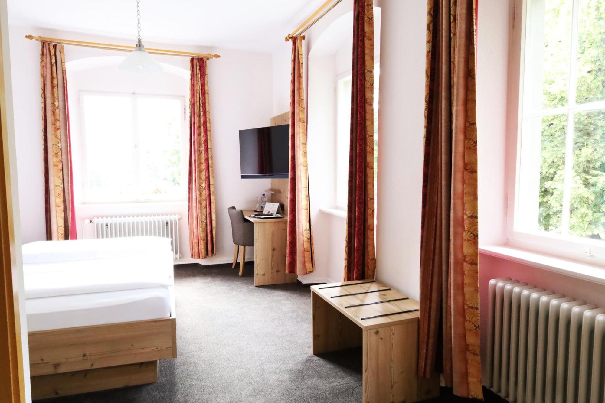 Hotel Gasthof Zur Post Wolfegg Exteriér fotografie