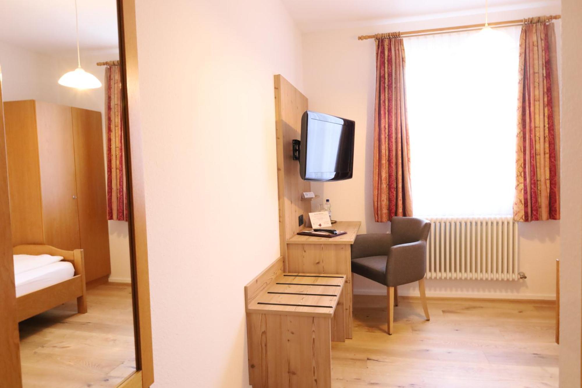 Hotel Gasthof Zur Post Wolfegg Exteriér fotografie