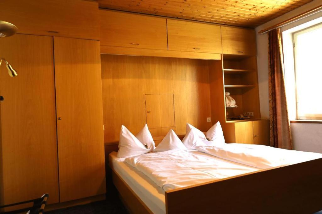 Hotel Gasthof Zur Post Wolfegg Exteriér fotografie